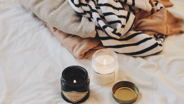 candle-warm-sweater-sweater-coziness-candle-light-sweaters-warm-clothes-cozy-snuggle-weather_t20_ywQKG0