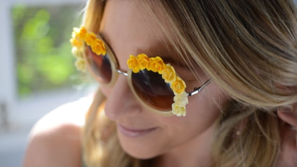 Floral sunglasses top