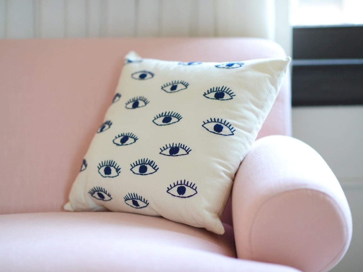 Urban outfitters eye best sale pillow