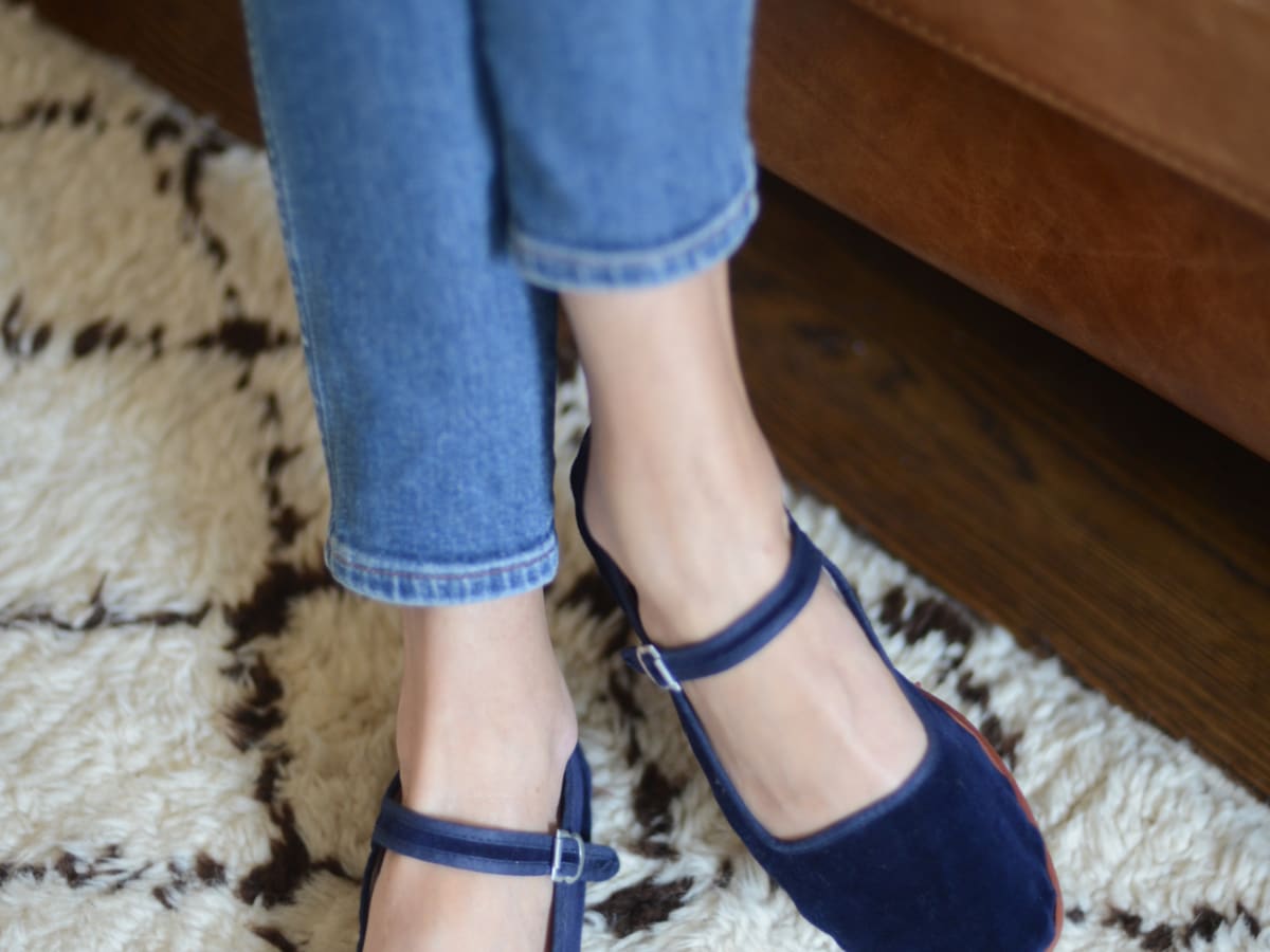 The most darling and affordable velvet Mary Janes. Cupcakes Cashmere