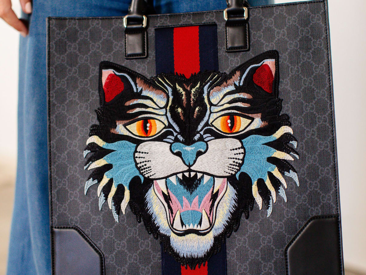 Gucci angry cat hotsell tote
