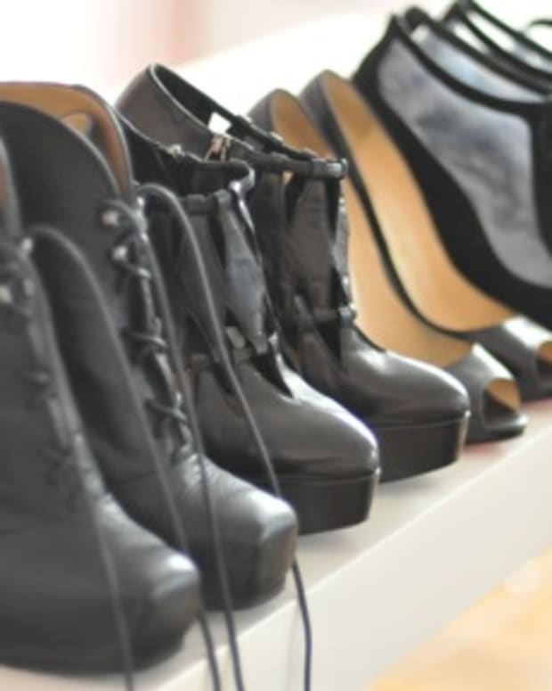 black-shoes