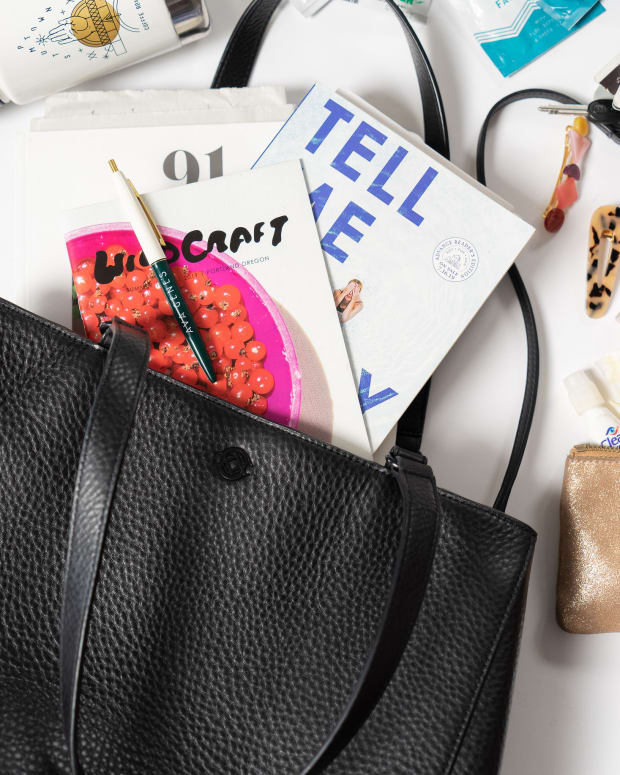 Wildcraft reversible bags online