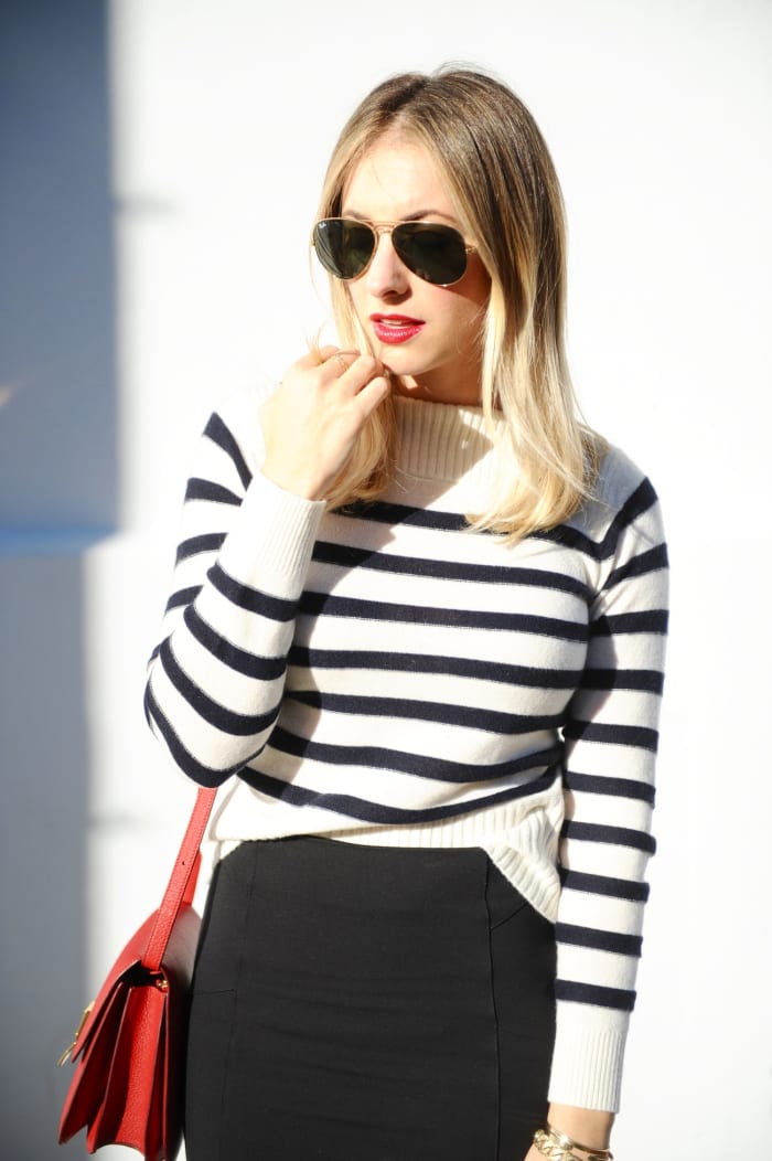 Black and White Striped - Cupcakes & Cashmere