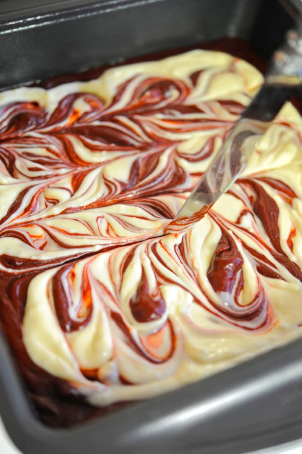 Red Velvet Swirl Brownies Cupcakes & Cashmere