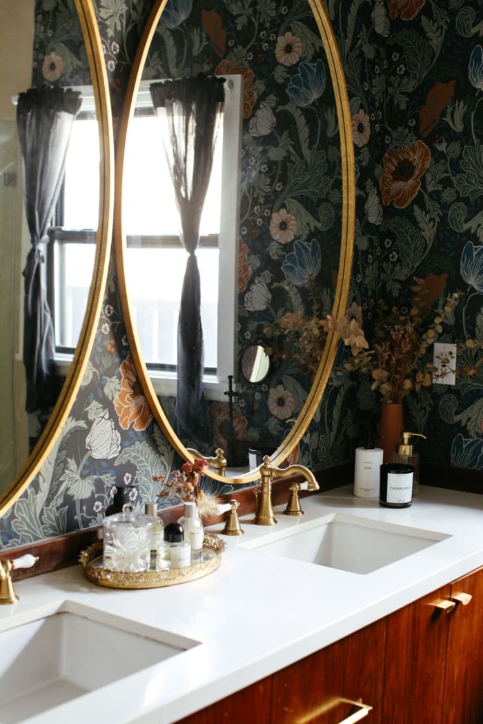 Miroirs Zara Home (épuisés, mais similaires ici)