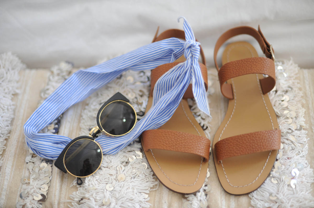 {Weekend essentials: a striped scarf, Super sunglasses, and the most comfortable neutral sandals}