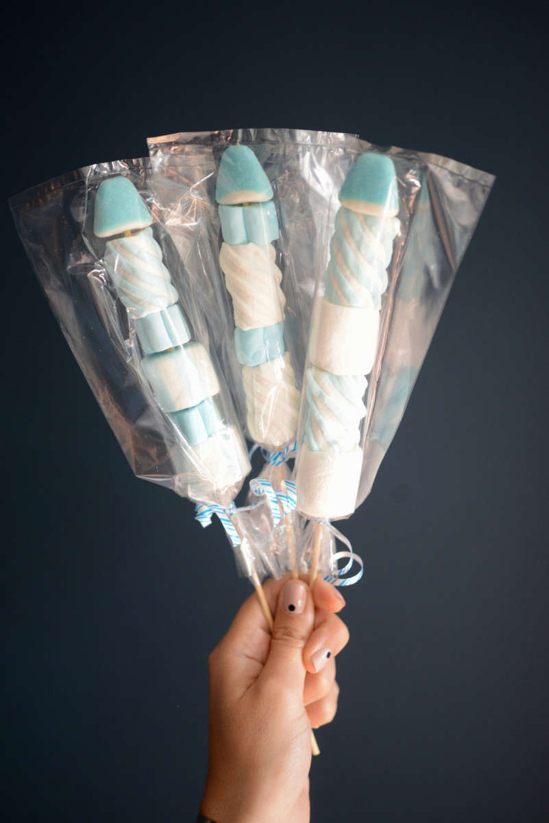 {Marshmallow/gummy party favors from a recent Quinceanera}