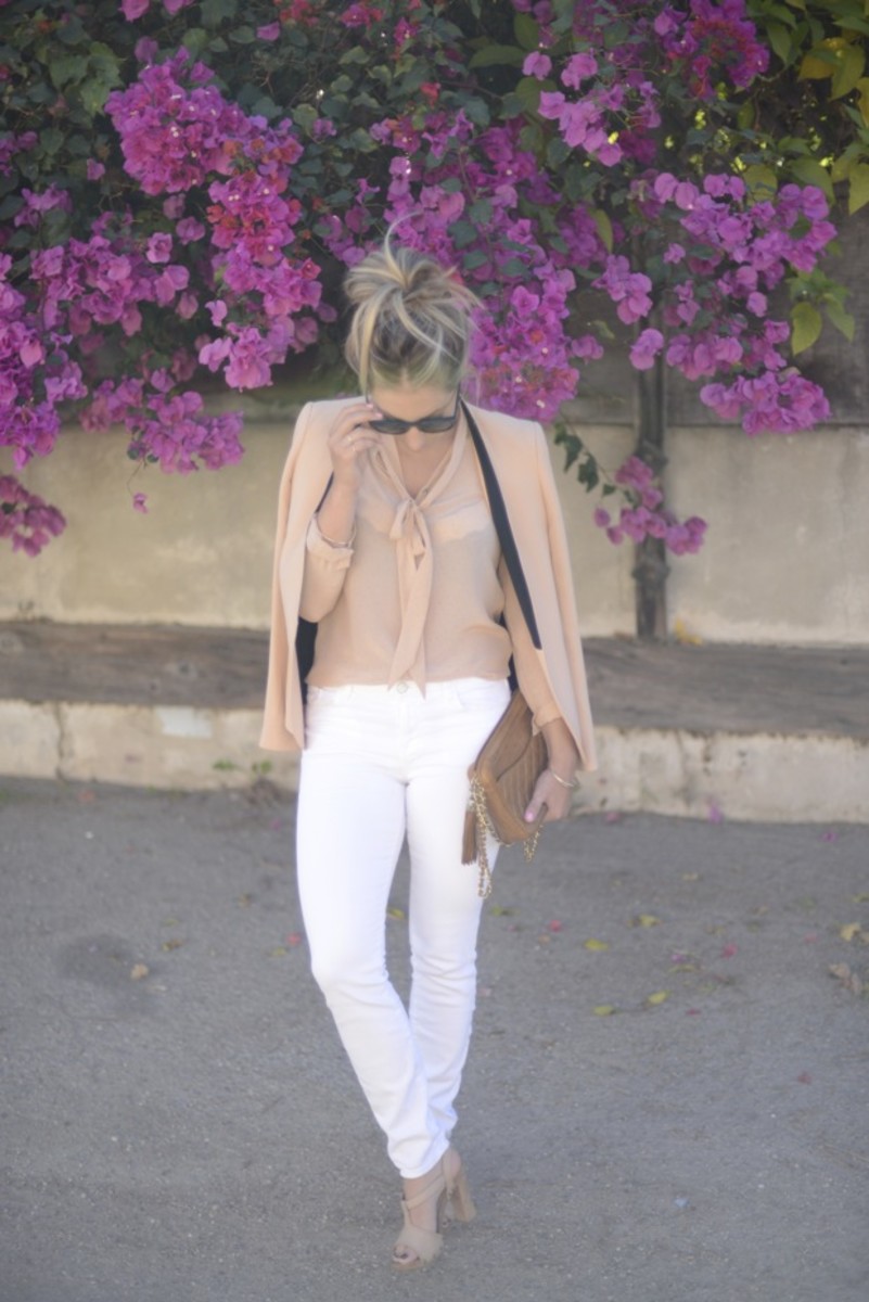 Zara Blazer (similar here), Celine Sunglasses, Club Monaco Blouse, J Brand Jeans, Philosophy Sandals, Vintage Chanel Bag, Essie 'Van D'Go Nail Polish'