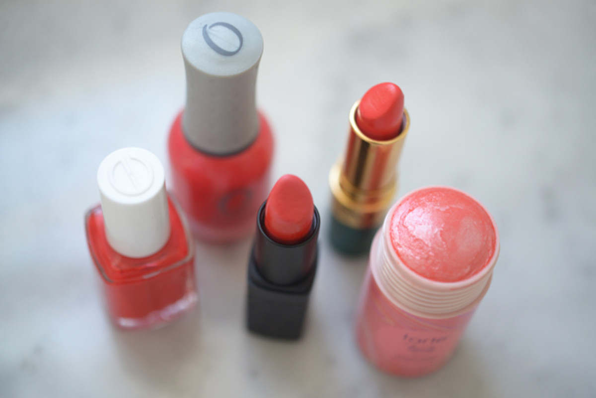  {Crushing on coral: from L to R: Essie 'Hip Anema', Orly 'Terracotta', Nars 'Heat Wave', Revlon 'Hot Coral', Tarte 'Tipsy'}