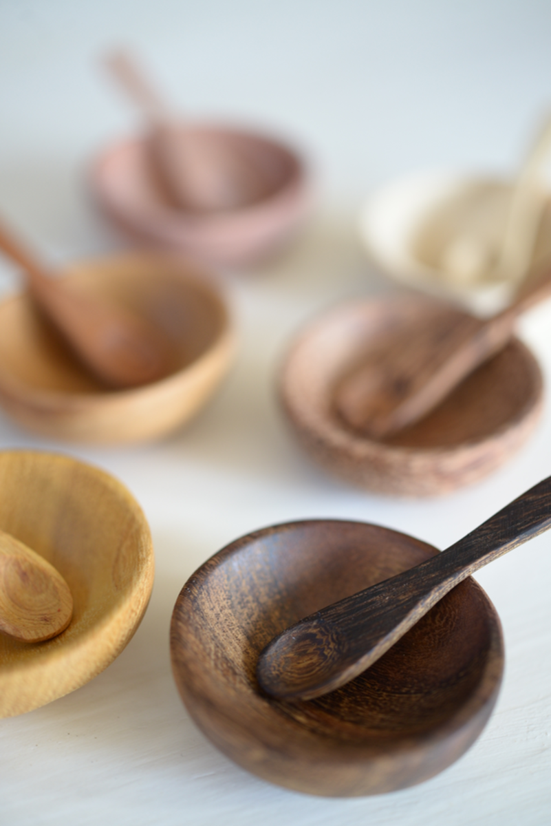 {Mini wooden bowls for crushed pepper and herbs for pizza nights, gifted by a friend}