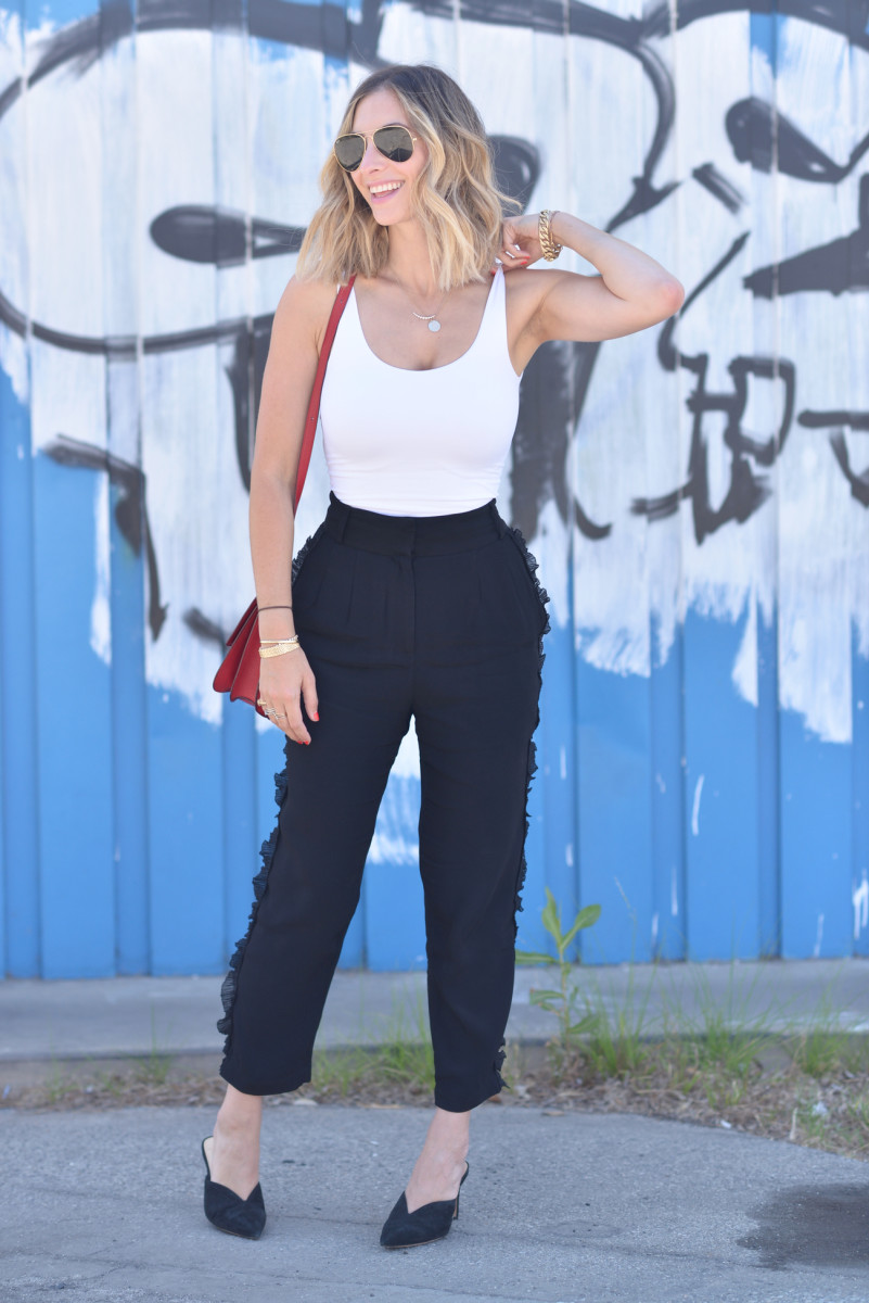 Theory Top (more affordable version here), Alice McCall Pants, Alexandre Birman Heels (more affordable version here), Celine Bag (more affordable version here), Ray-Ban Aviators