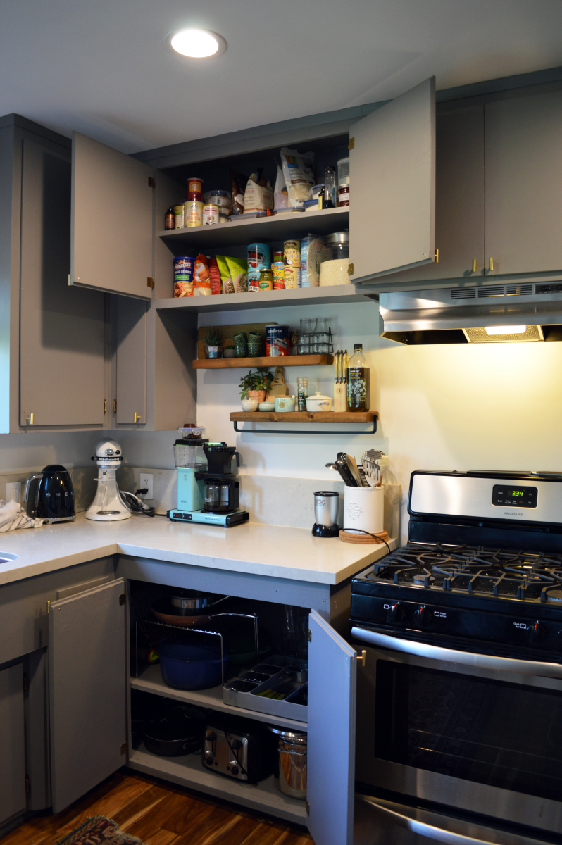 This pic gives a great idea of how to organize your kitchen lids, bowls,  etc.