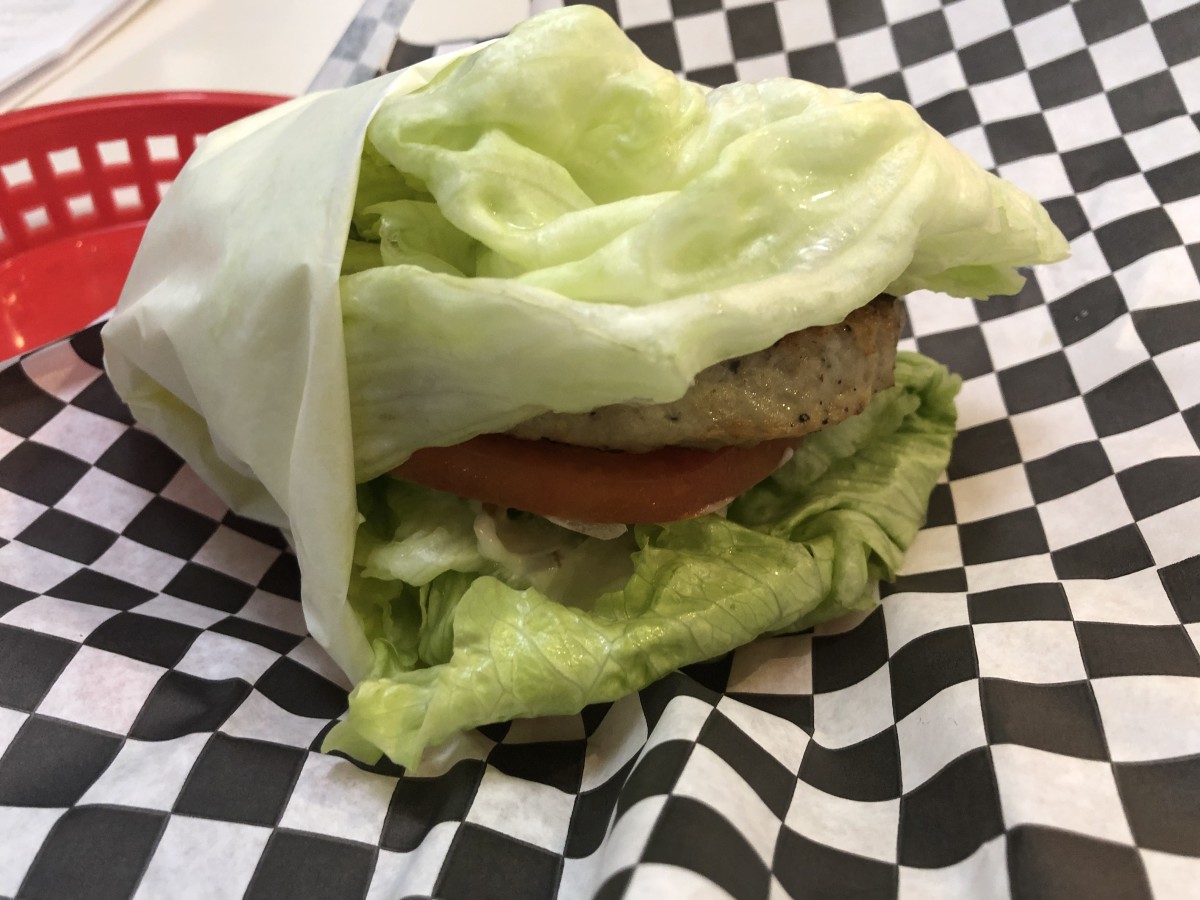 7:00 PM The world's saddest turkey burger on lettuce from Astro Burger