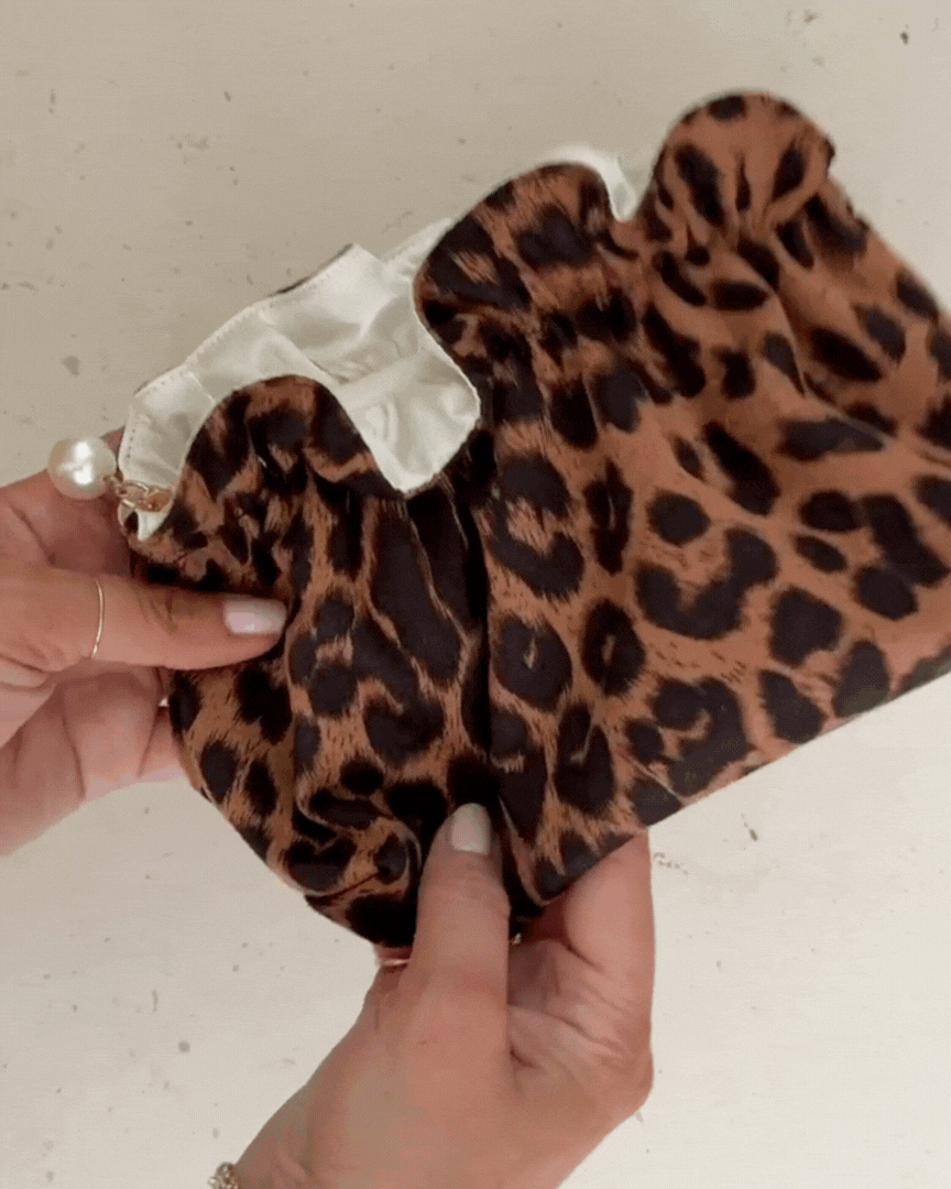 LEOPARD PRINT COSMETIC BAG