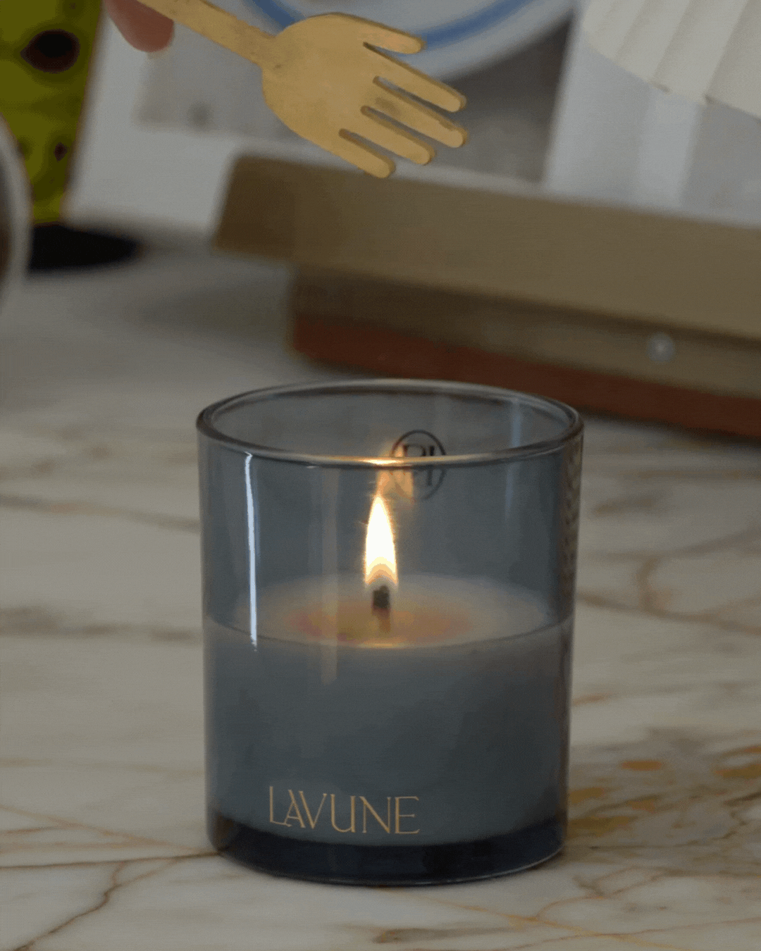 CANDLE SNUFFER BRASS HAND