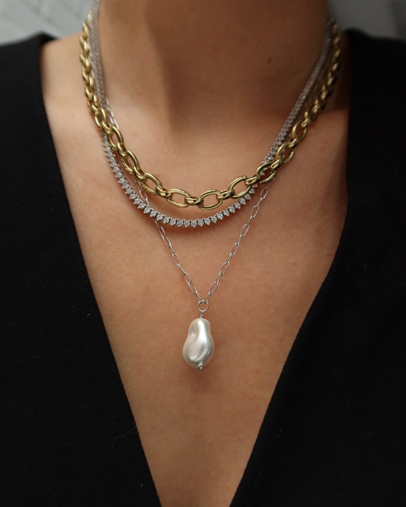 ASHLEY BAROQUE PEARL ON SMALL PAPERCLIP CHAIN - Shop Cupcakes and Cashmere