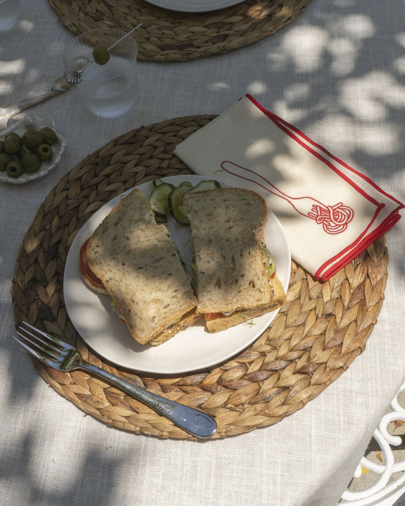 LINEN BLEND NAPKIN SPAGHETTI EMBROIDERY (SET OF 2) - Shop Cupcakes and Cashmere