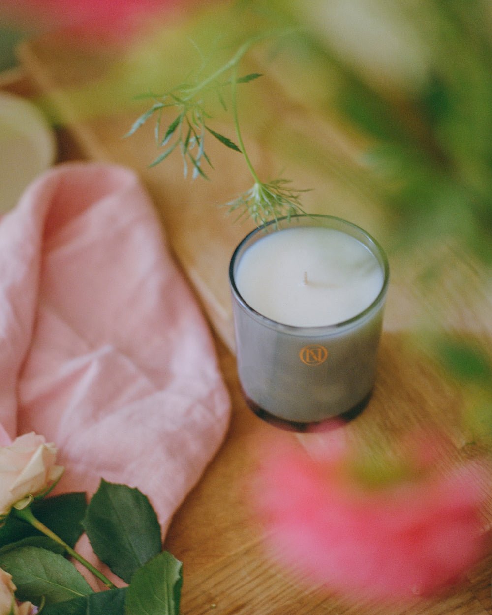NÀö07 ROSEWOOD CANDLE - Shop Cupcakes and Cashmere